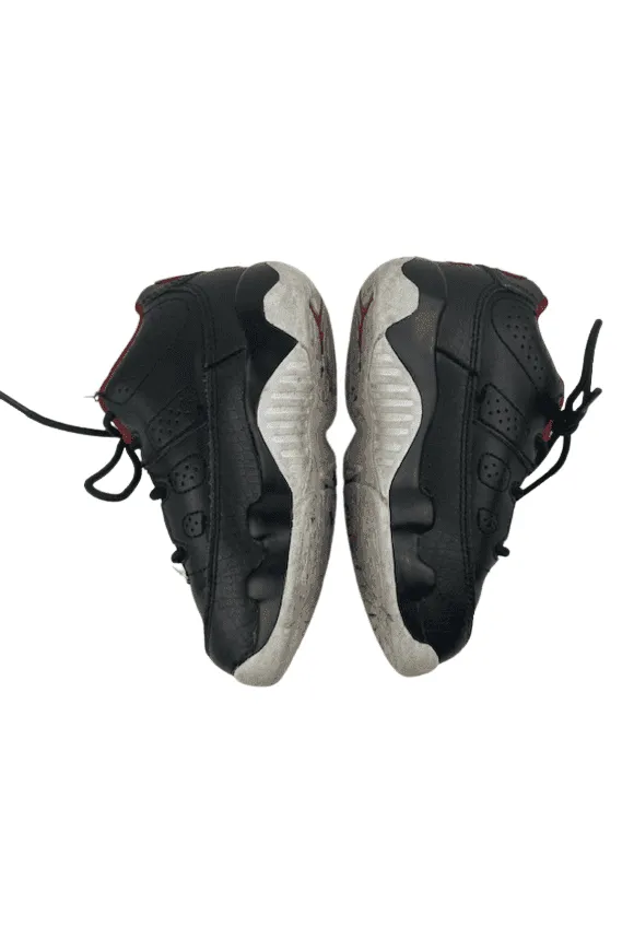 Air Jordan unisex toddler black, red and white sneakers size 7C