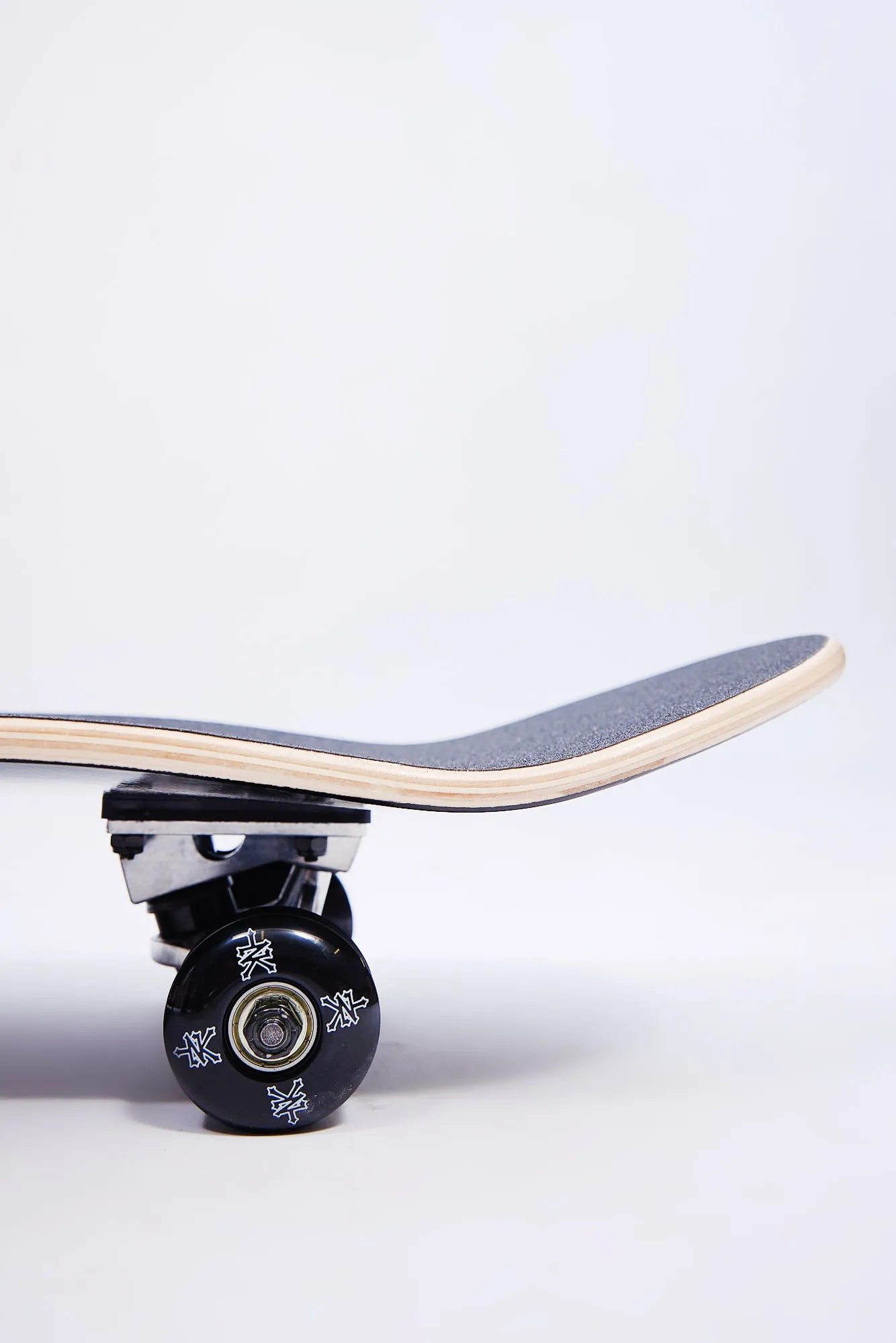 Skateboard imprimé logo gradient Zoo York 8"